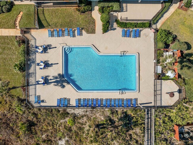 Building Photo - 6240 A1A S
