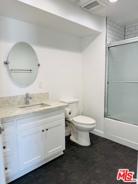 Building Photo - 246 Catalina St