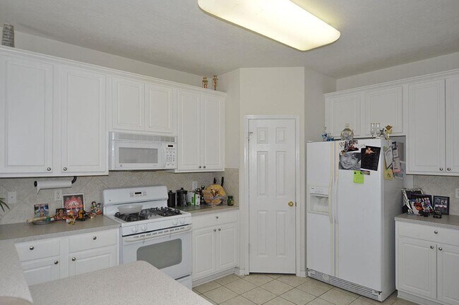 Building Photo - 15114 Brookwood Bridge Ln