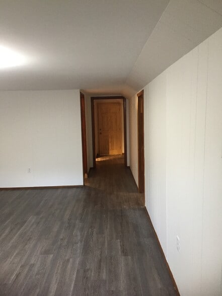 Building Photo - 3038 N Davlin Ct