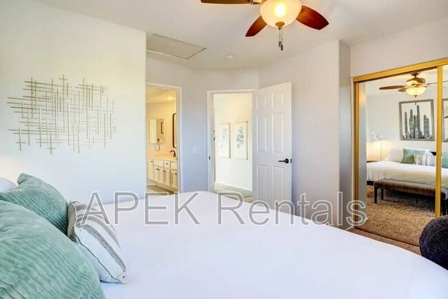 Building Photo - 79150 Ocotillo Dr