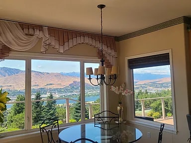 Building Photo - 2467 Twin Peaks Vw