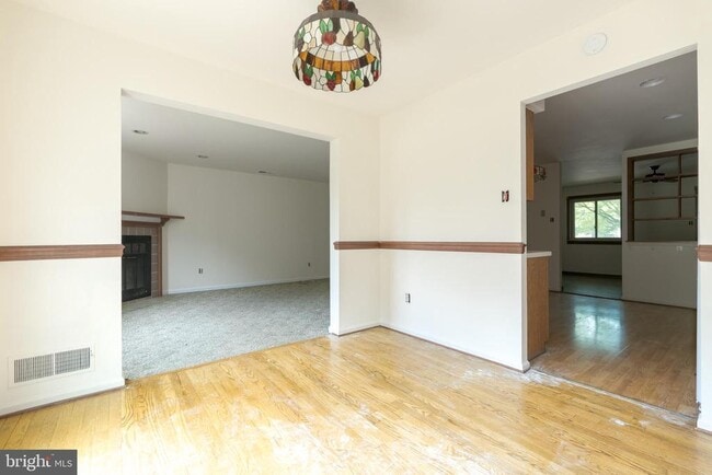 Building Photo - 103 Josephs Way