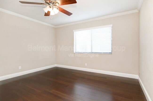 Building Photo - 1096 Azalea Ln