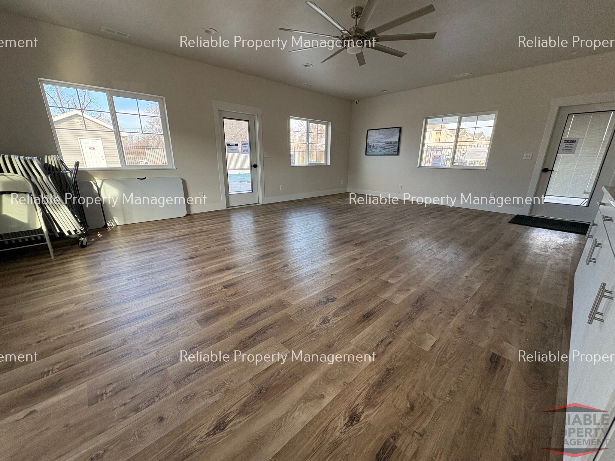 Building Photo - 1576 Hannah Ln