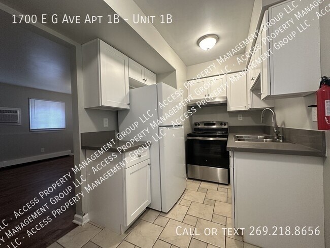 Building Photo - 1700 E G Ave