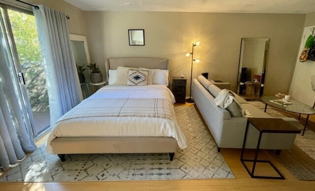 Building Photo - 836 N La Jolla Ave