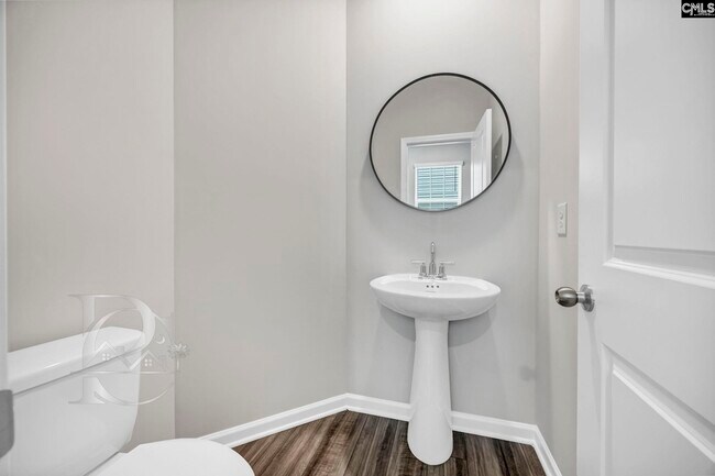 Building Photo - 519 Marcus Wy