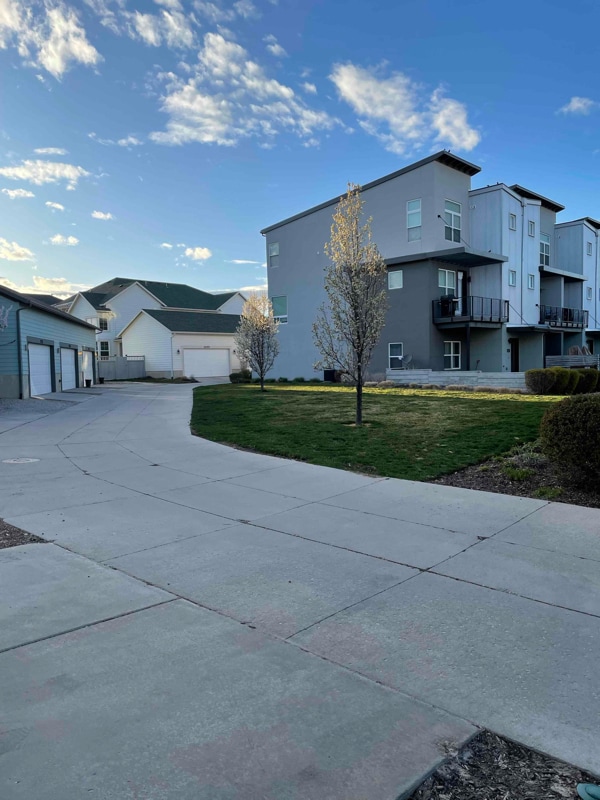 Building Photo - 4752 W S Jordan Pkwy