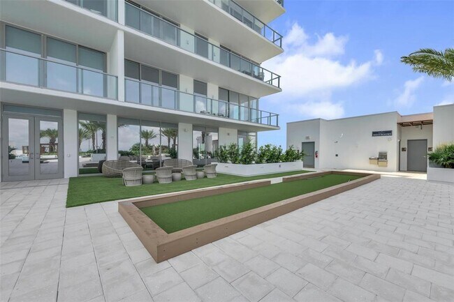 Building Photo - 5120 Marina Wy