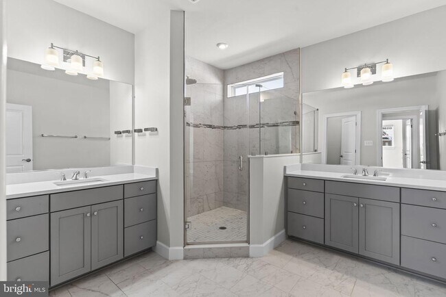 Building Photo - 12600 Coventry Mnr Wy