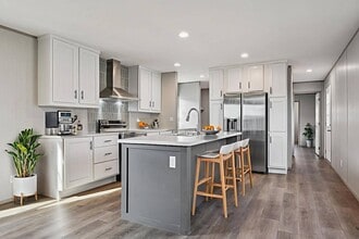 Building Photo - 1612 American Dr