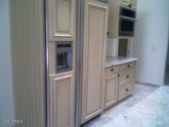 Building Photo - 8397 E Thoroughbred Trail