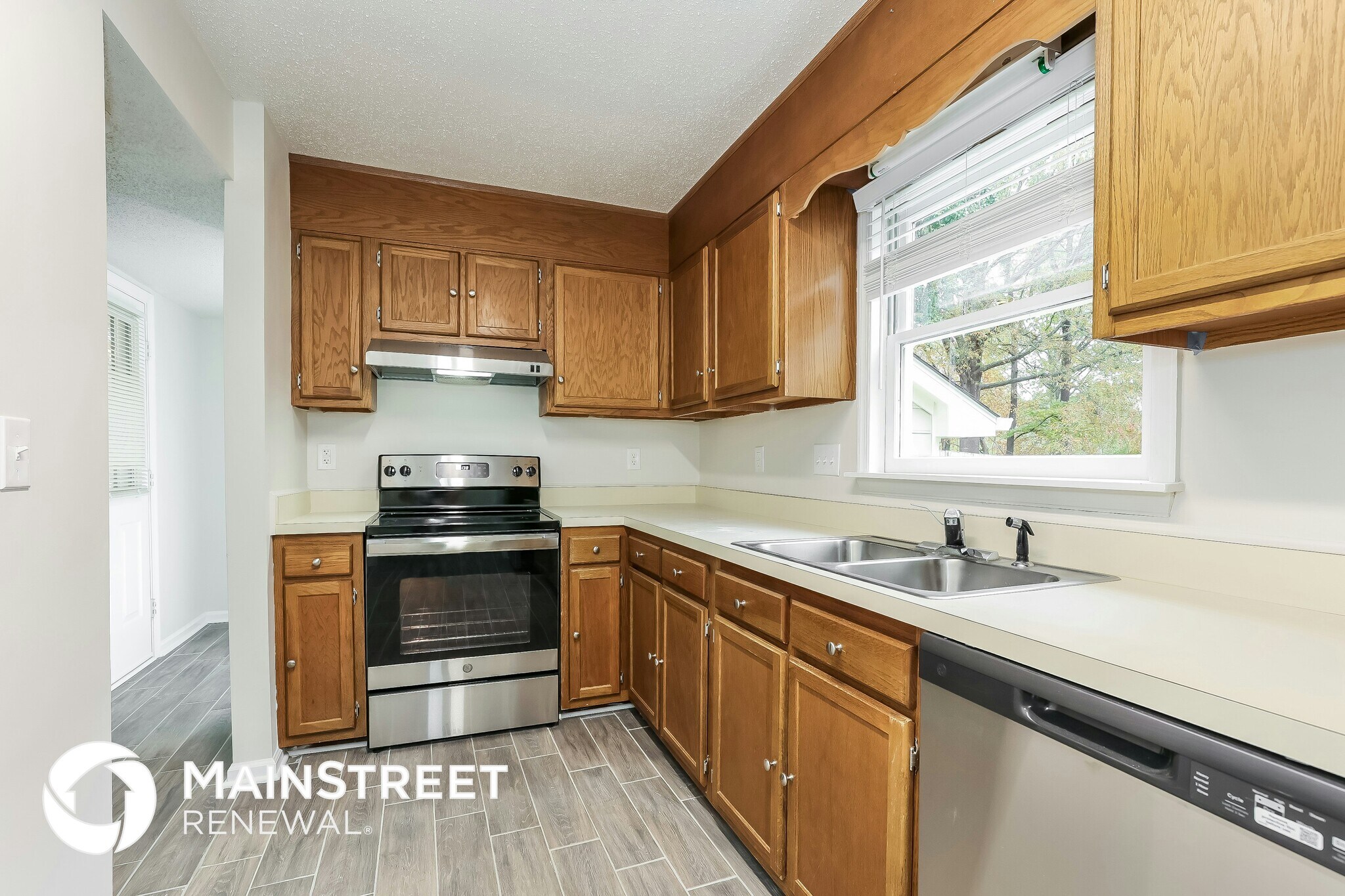 Building Photo - 5314 Summerwood Dr