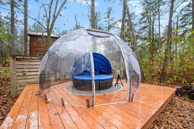 Building Photo - 173 Guppy Ln