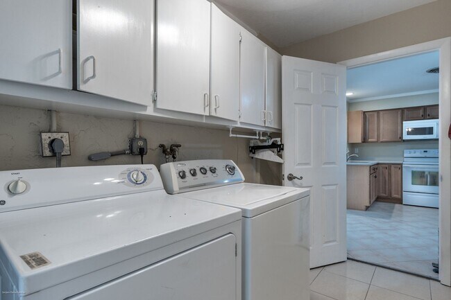Building Photo - ANNUAL RENTAL- CENTRAL LOCATION