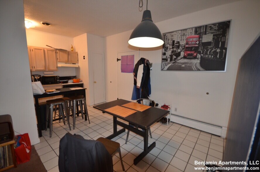 Building Photo - 50 Evergreen St