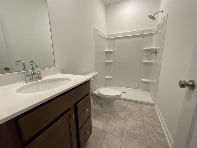 Building Photo - 5716 Schelton Pl