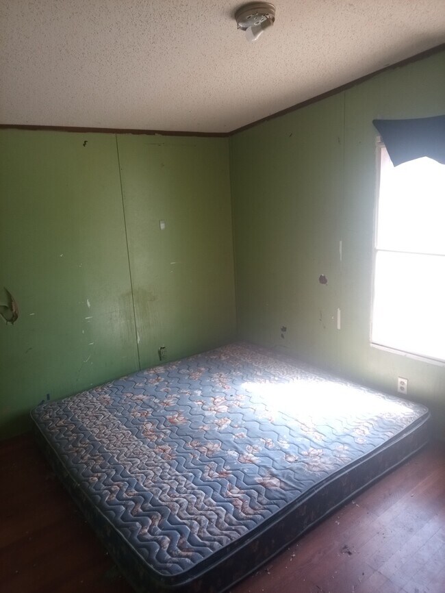 Building Photo - 3500 N Dirksen Pkwy