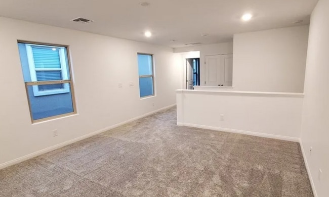 Building Photo - 10628 Silver Pond Ave
