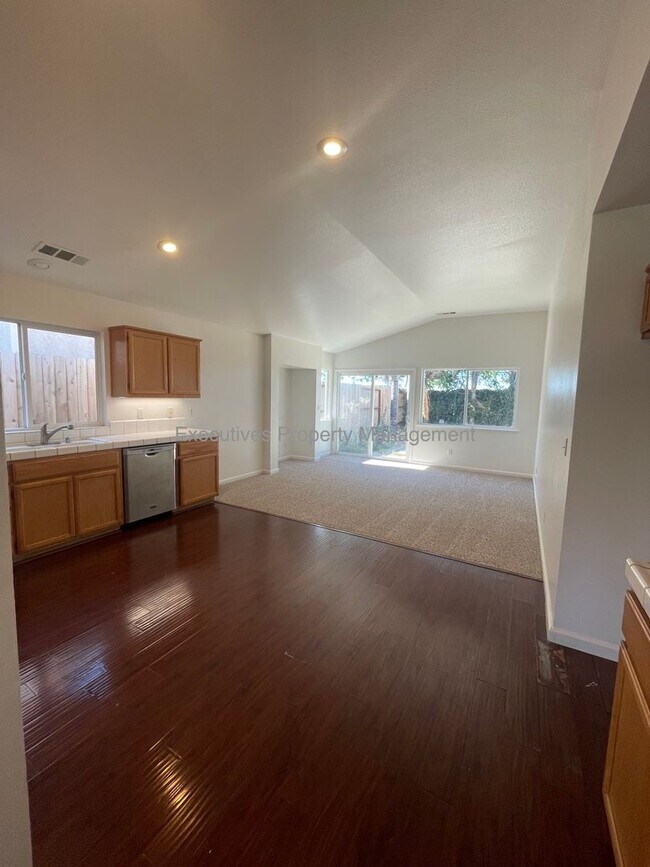 Building Photo - 1449 Quiet Ct
