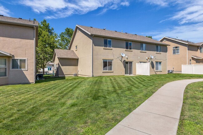 Building Photo - Spacious 4-Bedroom Home Near Hill Air Force Base