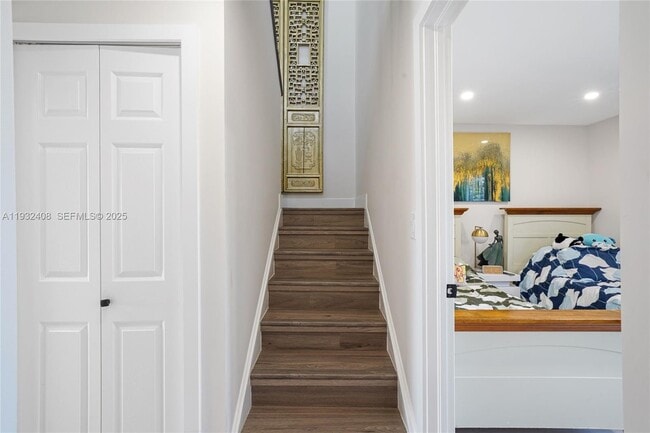 Building Photo - 10310 NW 5th Terrace