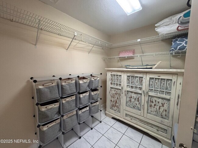 Building Photo - 15813 Butch Baine Dr