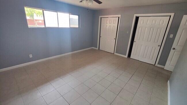 Building Photo - 1724 Laurie St