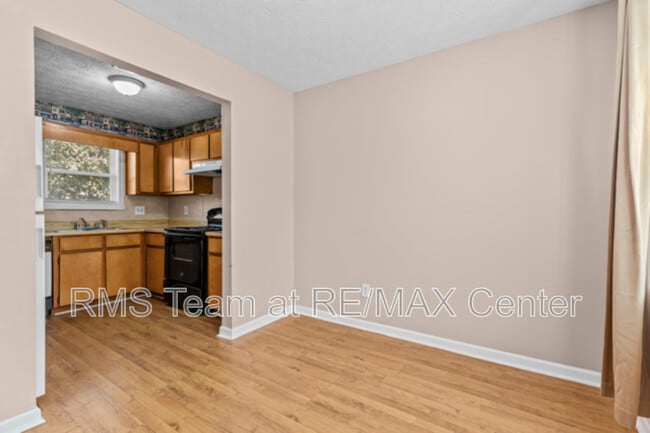 Building Photo - 236 Mateo Walk