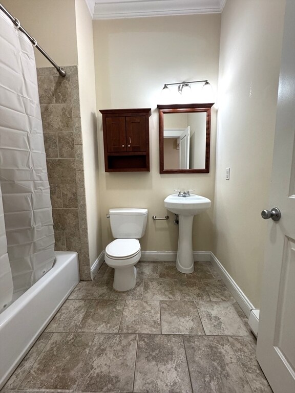 Building Photo - 3 Main St