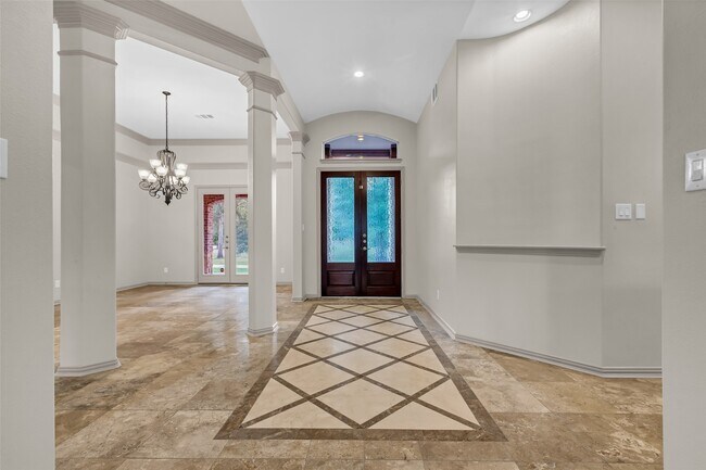 Building Photo - 19309 Whispering Grove E