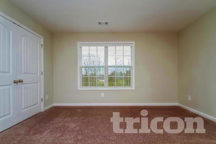 Building Photo - 4107 Effie Seward Dr