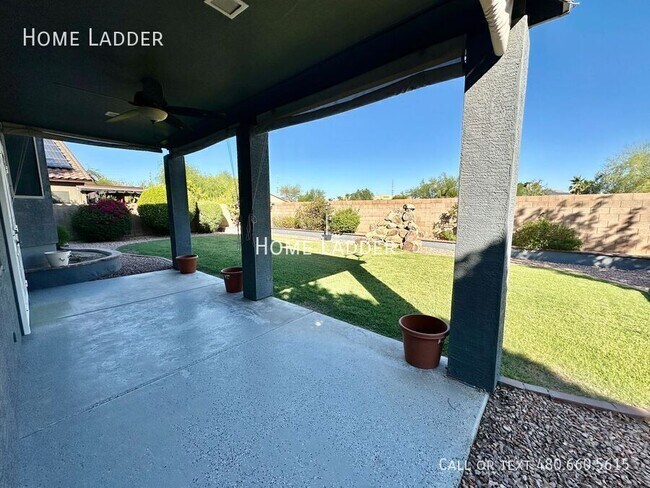 Building Photo - 13201 W Rimrock-