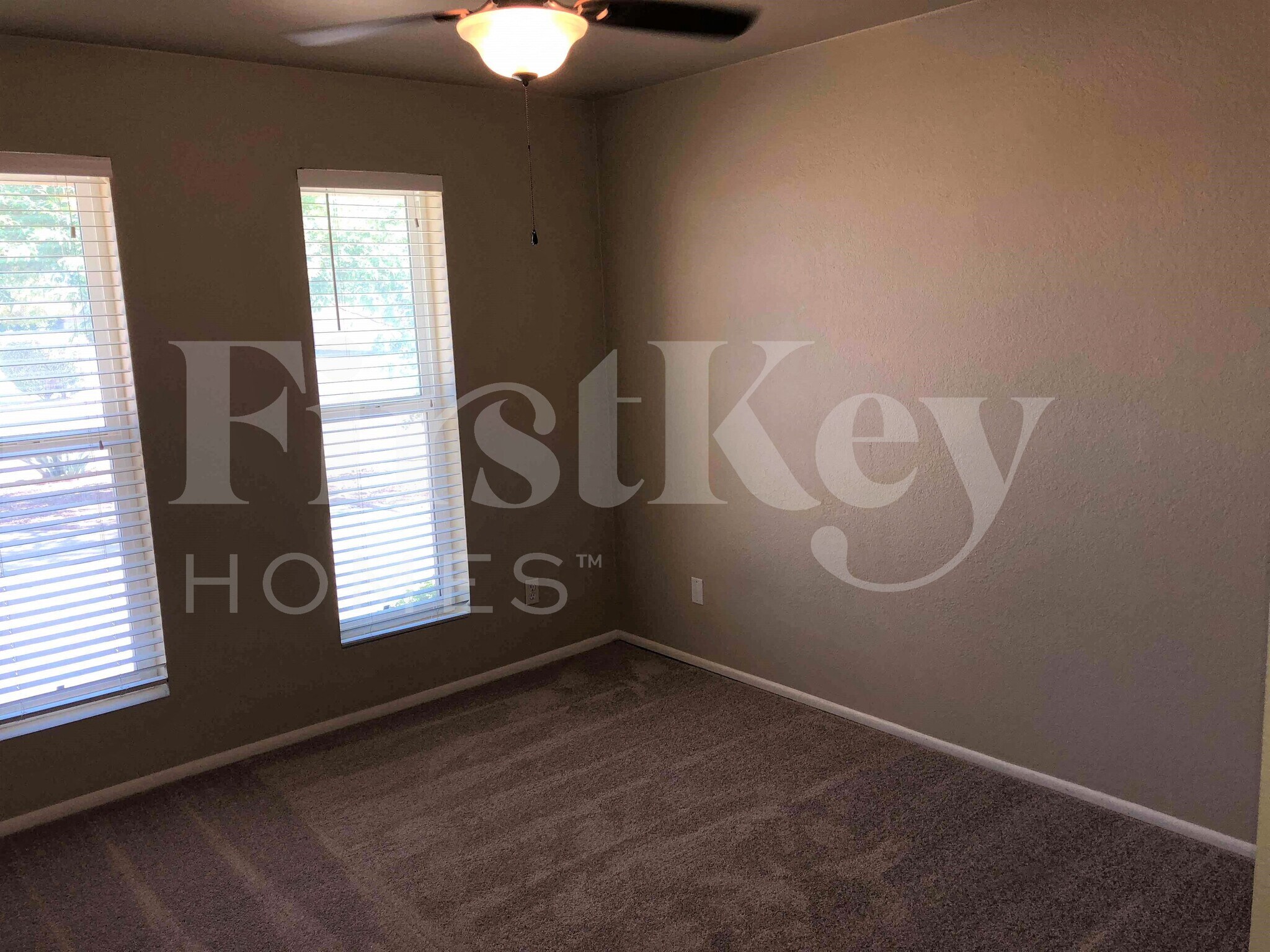 Building Photo - 3672 W Windrose Dr