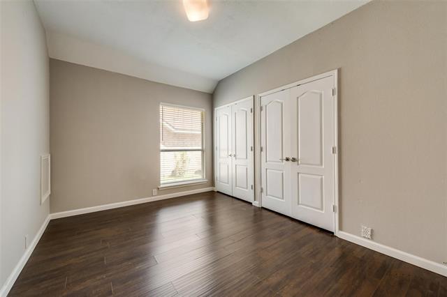 Building Photo - 2900 Madison Ct