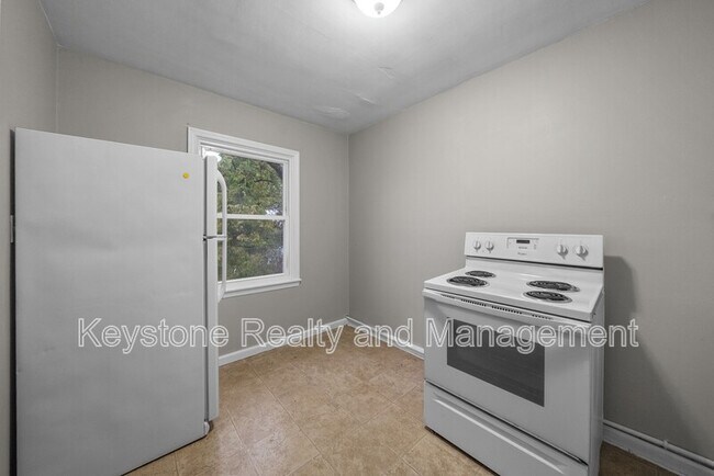Building Photo - 1525 Ferrel Street