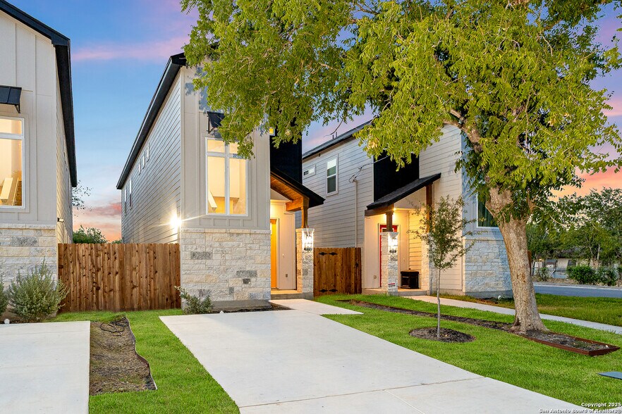 Front/Side - 505 Linden Ave