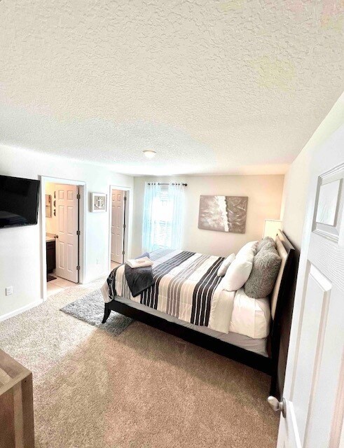 Building Photo - 839 Observatory Pkwy