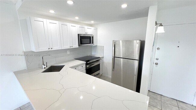 Building Photo - 801 NW 47th Ave