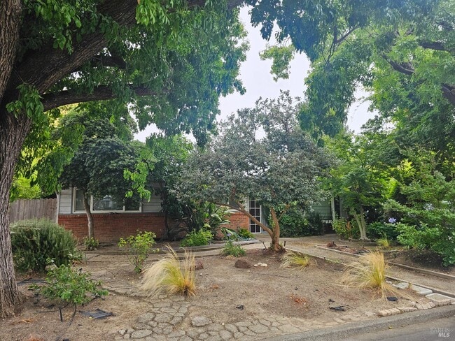 Building Photo - 4062 Encina Dr