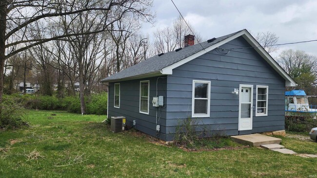 Building Photo - 820 W Ralston Dr