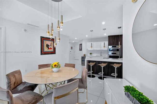 Building Photo - 851 NE 1st Ave