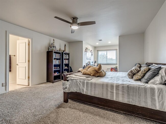 Building Photo - 3309 Shadow Valley Dr