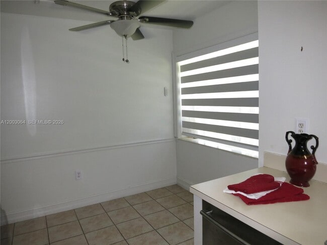 Building Photo - 13749 SW 147th Cir Ln