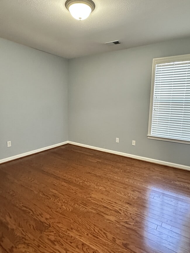 Building Photo - 525 Hackberry Ridge Cove