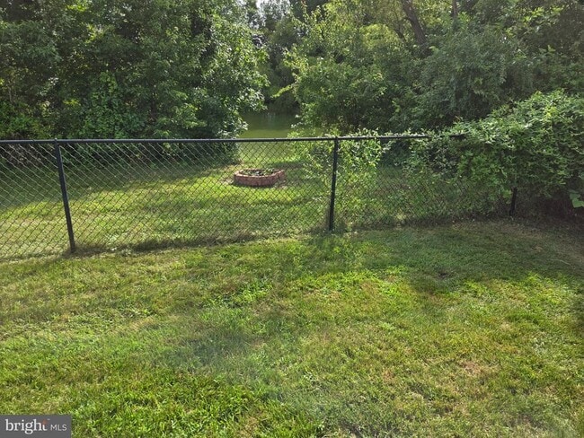 Building Photo - 110 Duck Creek Ln