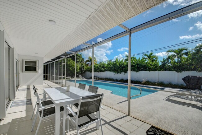 Building Photo - 1171 Bimini Ln
