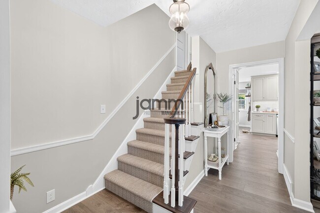 Building Photo - 24299 Beech Ln