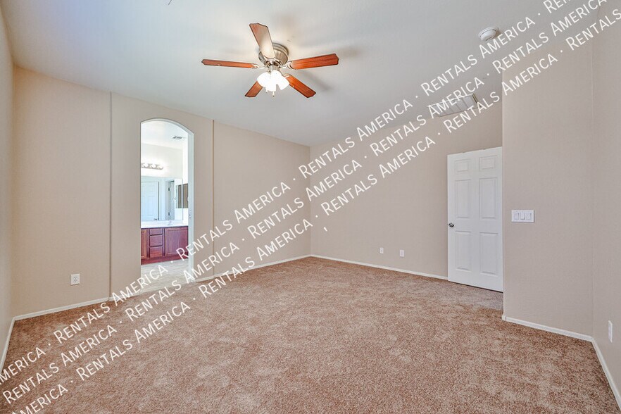 Building Photo - 3416 W la Mirada Dr